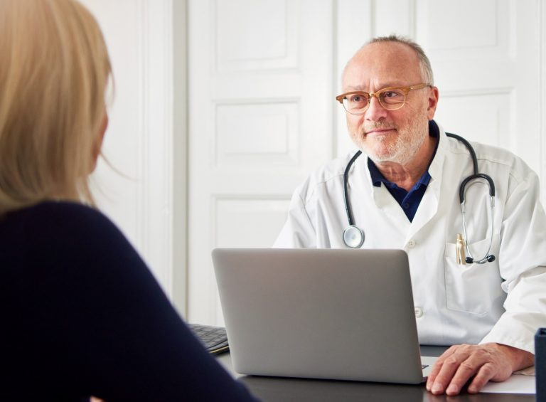 Das Gespräch als Teil der Therapie - Arzt und Patient - Ein gutes Arzt ...